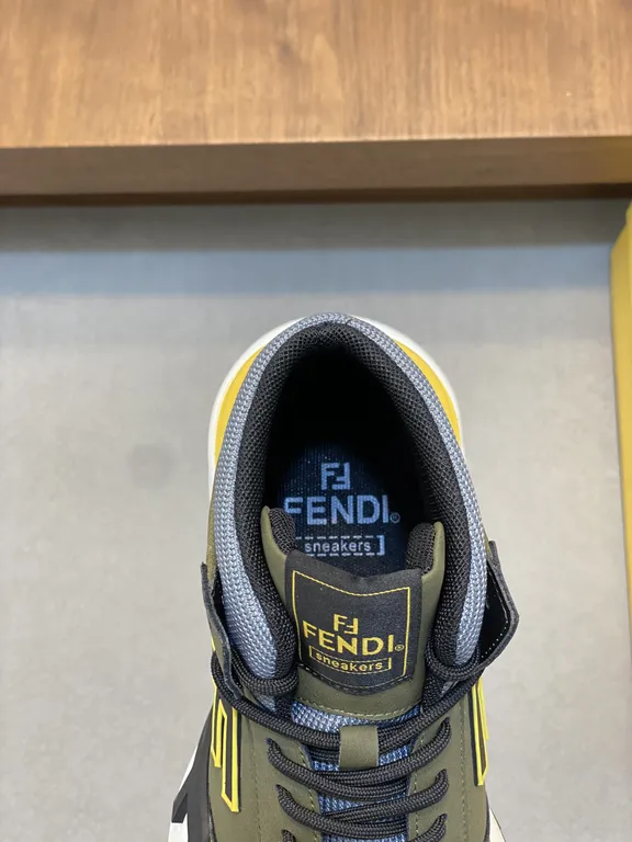 Fendi Shoe 